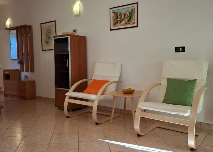 Kras Apartment